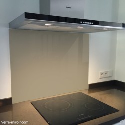 Fond de hotte verre taupe