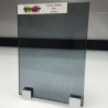 Verre teinte gris sur mesure