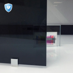Verre trempé teinté noir sur mesure