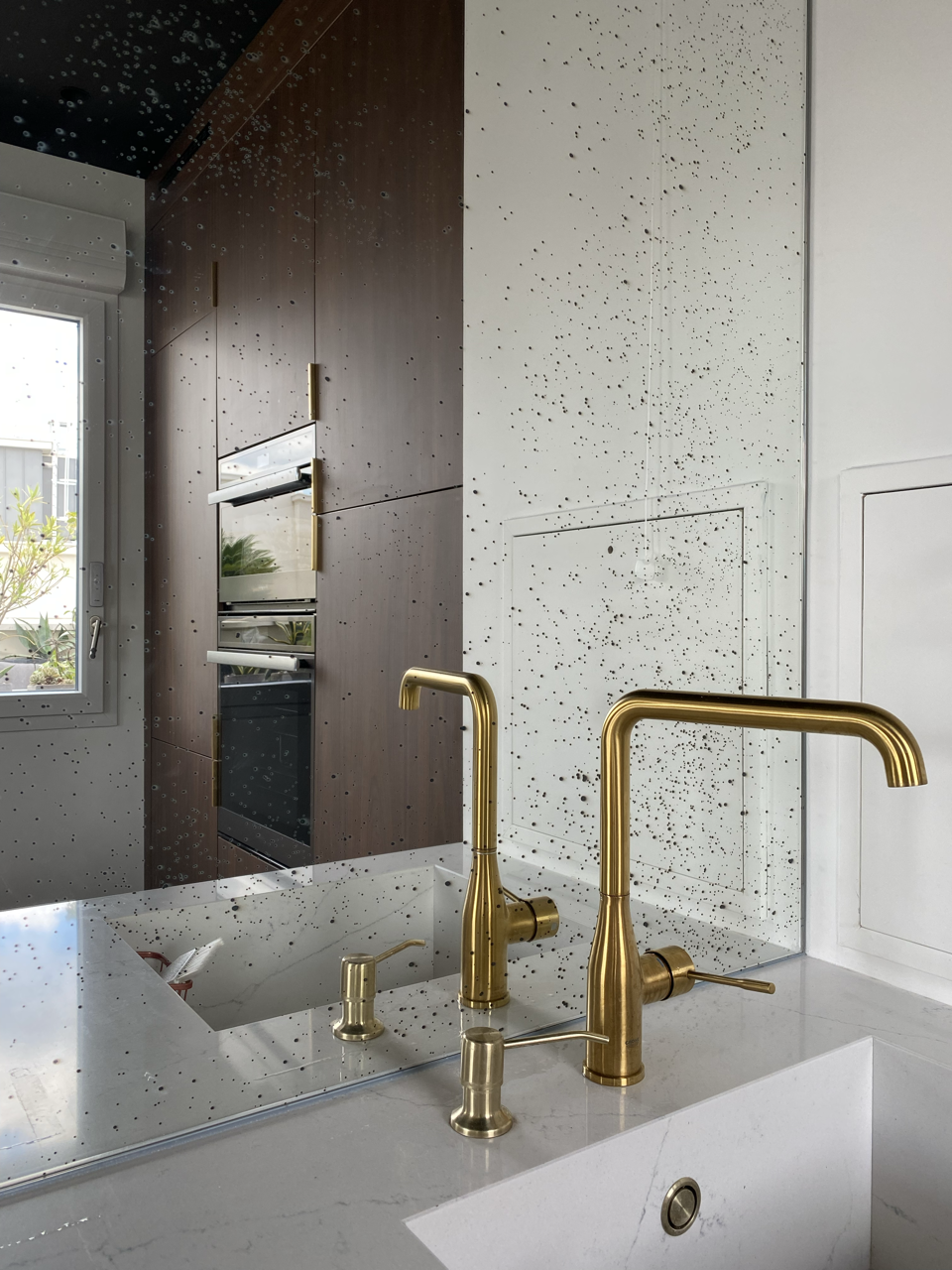 Crédence décorative en miroir vieilli imitation mercure sur mesure